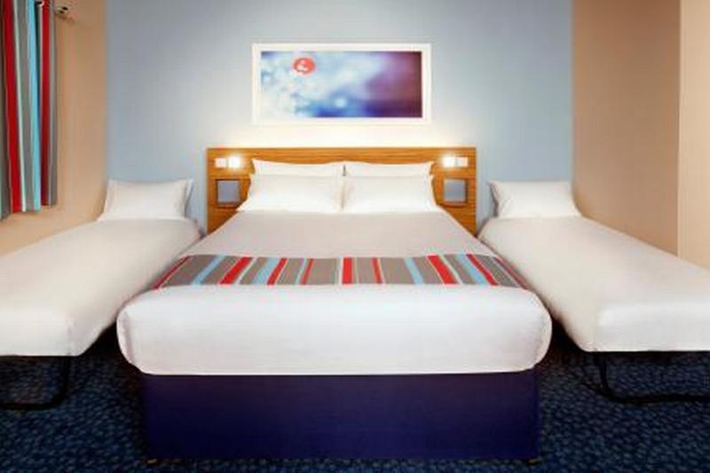 Travelodge Bedford Wyboston Екстер'єр фото